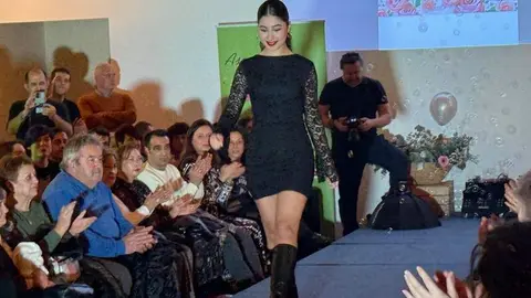 desfile de moda solidario en Zamora _43