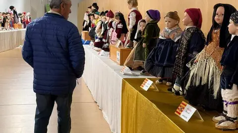 Exposición de Indumentaria Tradicional Española a Escala_7