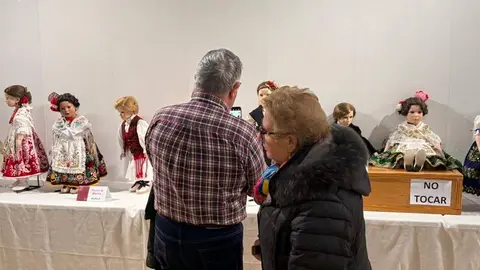 Exposición de Indumentaria Tradicional Española a Escala_8