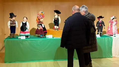 Exposición de Indumentaria Tradicional Española a Escala_13