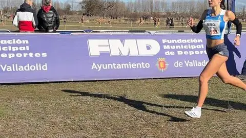 VA ABSOLUTO FEMENINO REBECA.