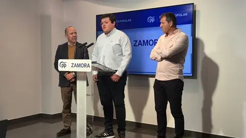 José María Barrios, Manuel López y Roberto Álvarez 