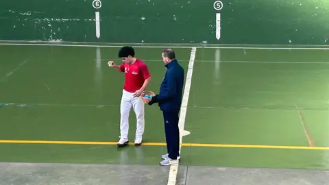 San Atilano y San Cosme, Pelota Mano