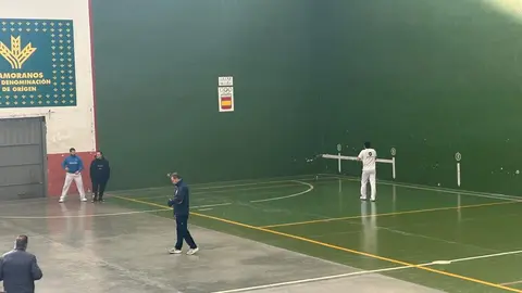 San Atilano y San Cosme, Pelota Mano