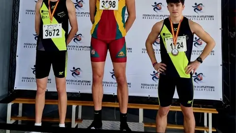 Ruben Revuelta Dominguez se corona con un nuevo titulo de Campeon Autonomico, 400 m. vallas