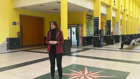 Ana Sánchez en la estación de autobús de Zamora