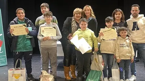 Daniel G&oacute;mez, Adri&aacute;n Marb&aacute;n, Wilmer Valdemoro y Mart&iacute;n P&eacute;rez ganan el Certamen Escolar de Belenes