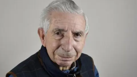 sacerdote diocesano Miguel Morán