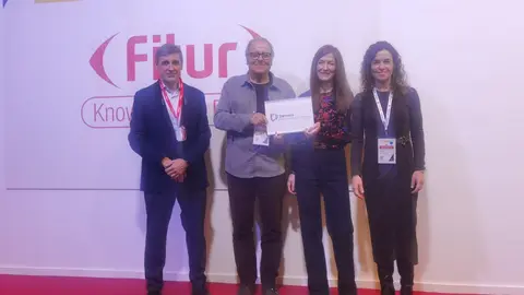 Entrega Diploma DTI a Zamora (3)