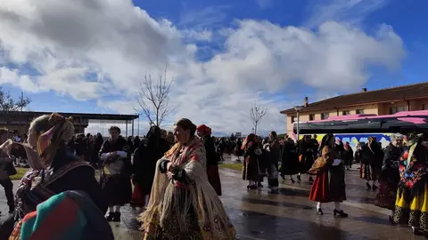 Muelas del Pan celebra la llegada de más de 1.500 águedas