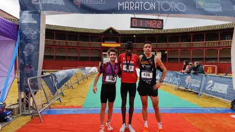 Media Maratón de Toro, los tres primeros clasificados de la global