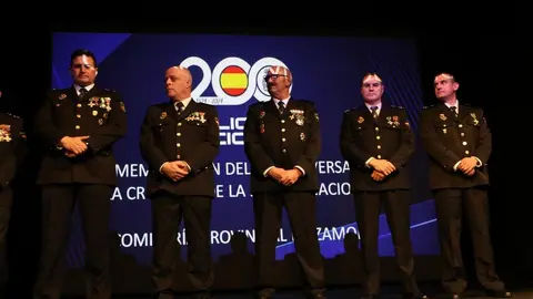 Policía Nacional celebra el 201⁰ aniversario_15