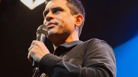 david_suarez_humor_blanco2