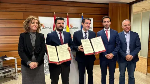 Firma del convenio JCYL