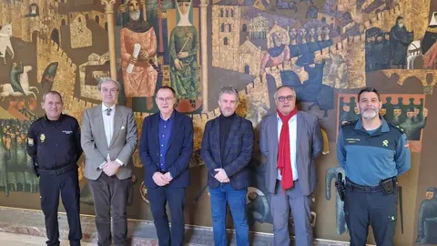 Reunión entre la Subdelegación del Gobierno y la Junta Pro Semana Santa de Zamora