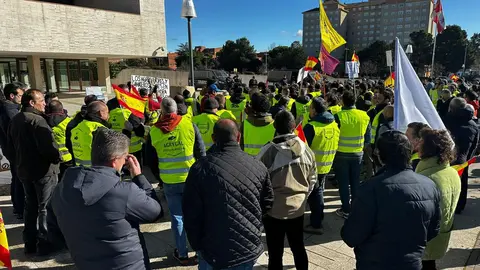 agricultores de Zamora en la manifestación de Valladolid. IMAGEN CEDIDA  (3)