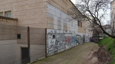 Trasera Piscina Climatizada (2)