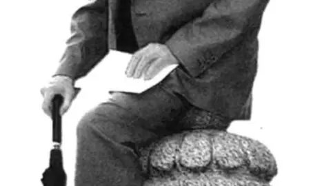 alejandro finisterre