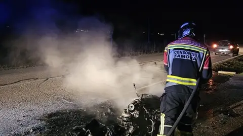 moto quemada en la provincia de Zamora