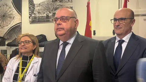 Visita consejero de Sanidad, Alejandro Vázquez Ramos al Virgen de la concha_5
