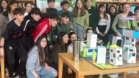 2025-02-20.- Los alumnos del IES Cardenal Pardo Tavera de Toro con sus maquetas