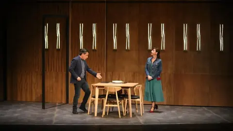 La obra Los amigos de ellos dos, protagonizada por Malena Alterio y David Lorente_2