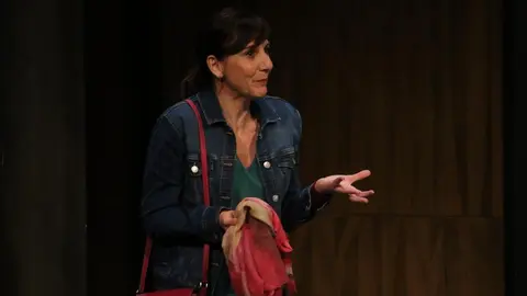 La obra Los amigos de ellos dos, protagonizada por Malena Alterio y David Lorente_4