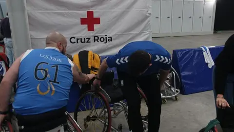 Los jugadores del CB Zamora se suman al baloncesto adaptado en FITECU_11