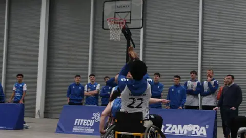 Los jugadores del CB Zamora se suman al baloncesto adaptado en FITECU_24