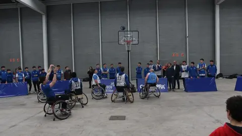 Los jugadores del CB Zamora se suman al baloncesto adaptado en FITECU_25