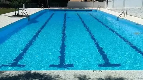 piscina Torres del Carrizal