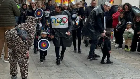 Los chupetines inauguran el carnaval de Toro