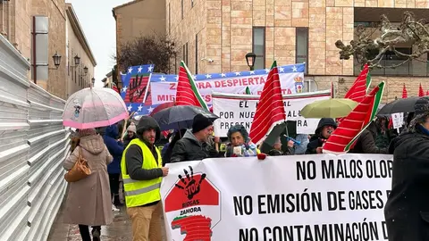 manifestación contra el biogás