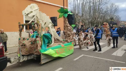 Desfile infantil de Carnaval, Toro