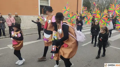 Desfile infantil de Carnaval, Toro