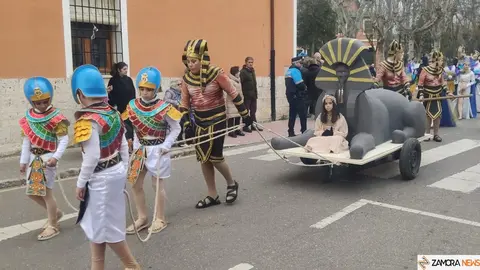 Desfile infantil de Carnaval, Toro