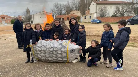 entierro de la Sardina en Villamor los Escuderos  (3)