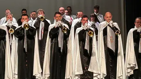 JESÚS EN SU TERCERA CAÍDA «LA NOCHE DE LUNES SANTO»