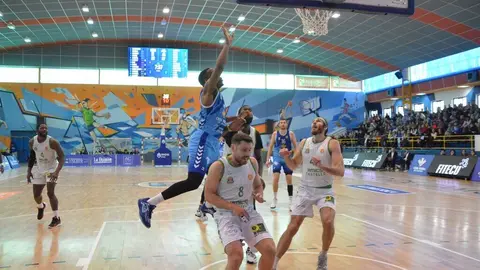 Caja Rural CB Zamora  Amics Castelló    _8