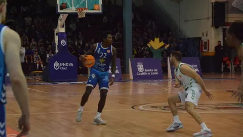 Caja Rural CB Zamora  Amics Castelló    _47