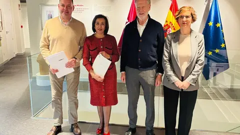 37914741-8ae5-4f5c-92ce-9fbe9d90aab8