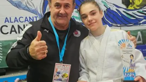 Elena Bahamonde, Judo Morales