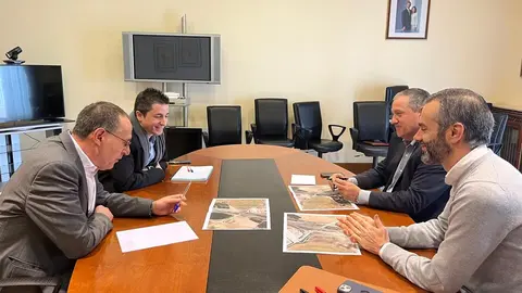 Ángel Blanco y Javier Faúndez se reúnen para mejorar la coordinación entre la Diputación y el Gobierno