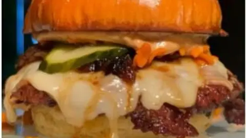 Hamburguesa Cocina Derecho