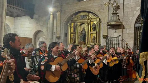 Acto de la acto de presentación de los niños a la Virgen de la Soledad y actuación de la tuna_5