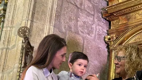 Acto de la acto de presentación de los niños a la Virgen de la Soledad y actuación de la tuna_20