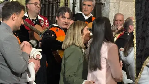 Acto de la acto de presentación de los niños a la Virgen de la Soledad y actuación de la tuna_32