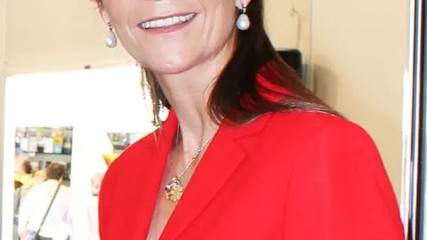 Elena de Borbón Wikipedia