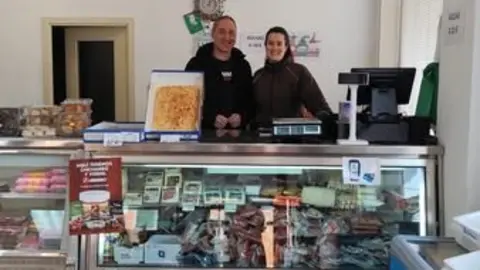 La Tienda de Henar, en Quiruelas de Vidriales