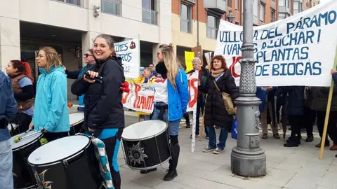 Los zamoranos alzan la voz en Valladolid contra las macro-plantas de biogás y macro-granjas. IMAGEN CEDIDA